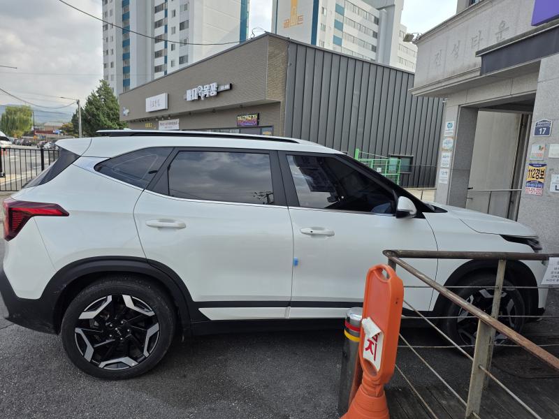 차량 이미지 10